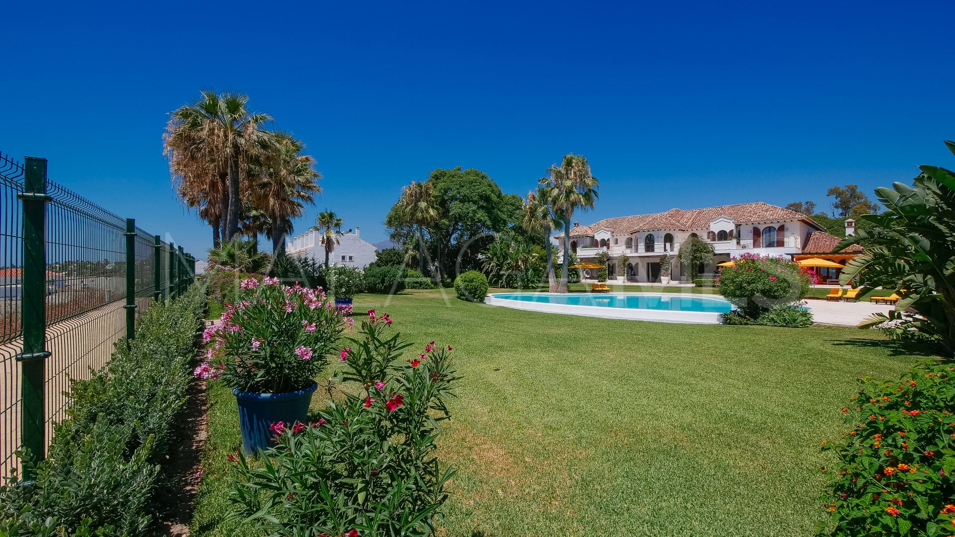 Villa for sale in Paraiso Barronal