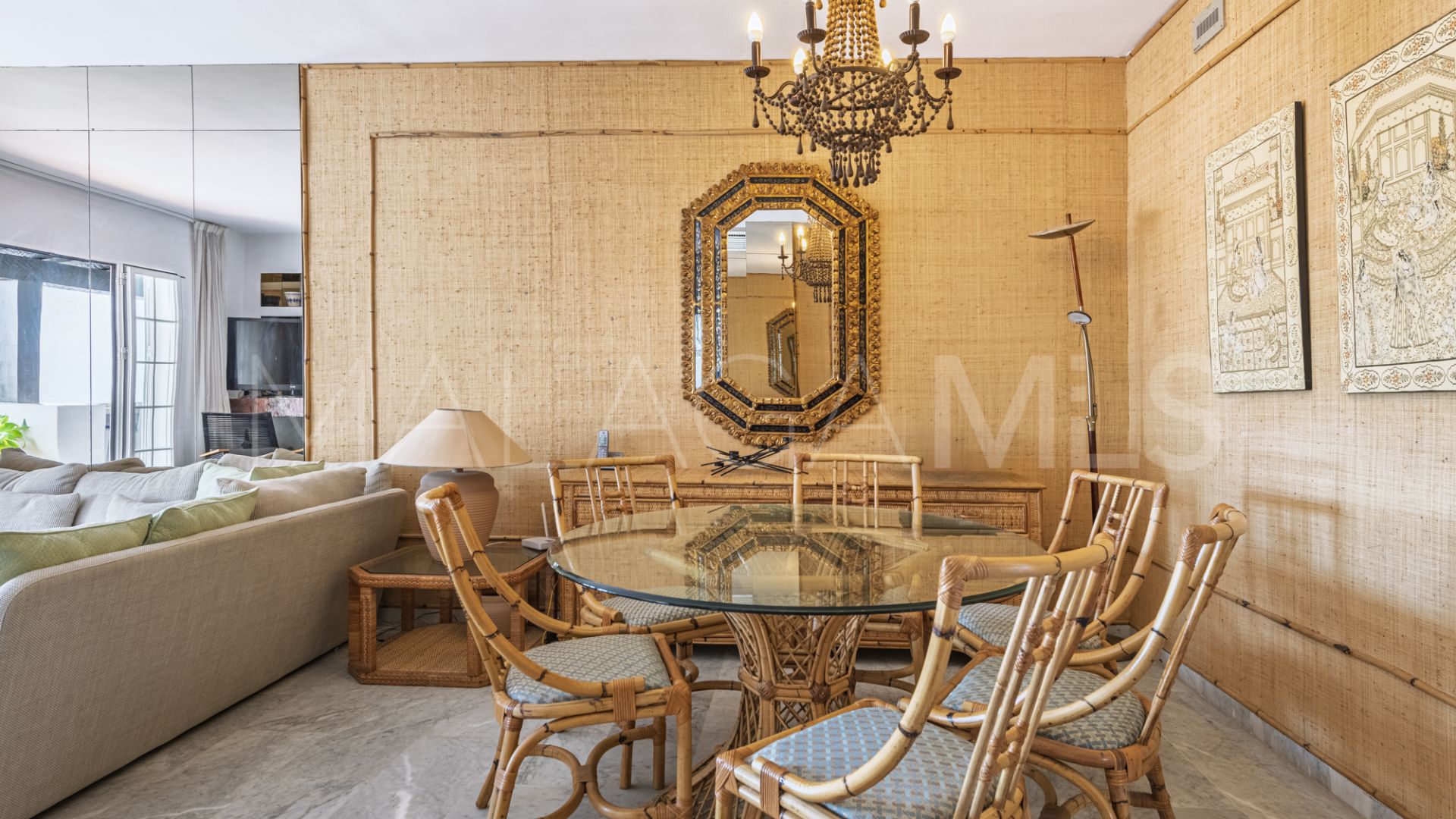 Buy penthouse with 2 bedrooms in Puente Romano II