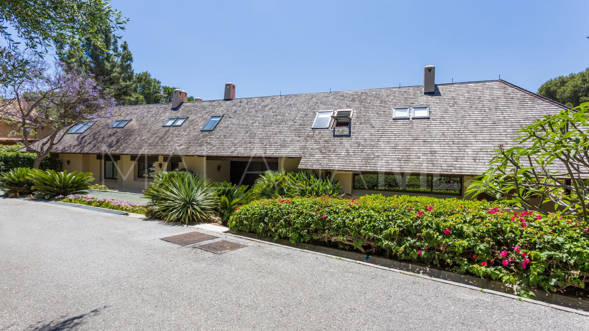 Villa for sale in Rio Real Golf