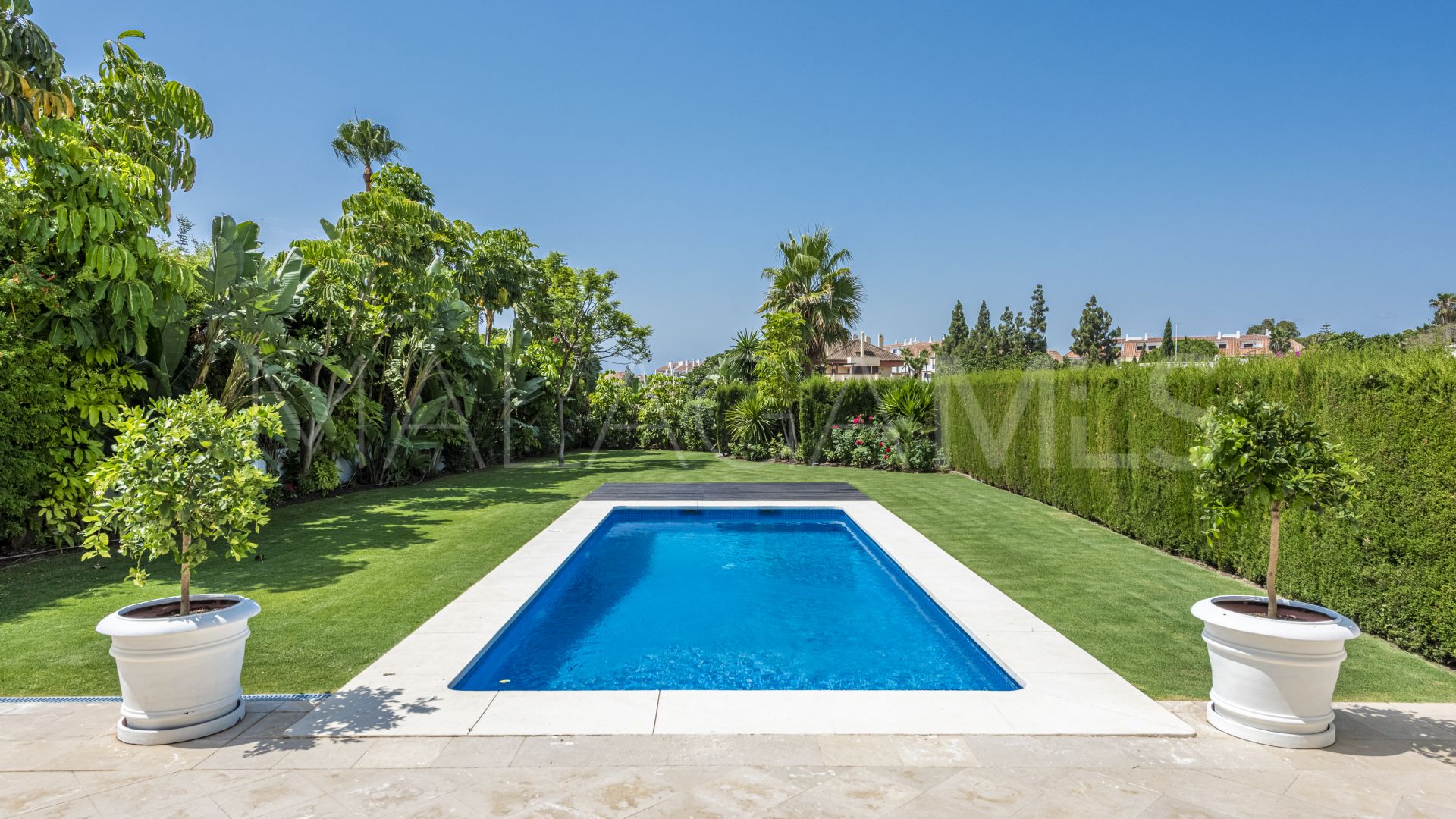 Villa for sale in Las Lomas del Marbella Club