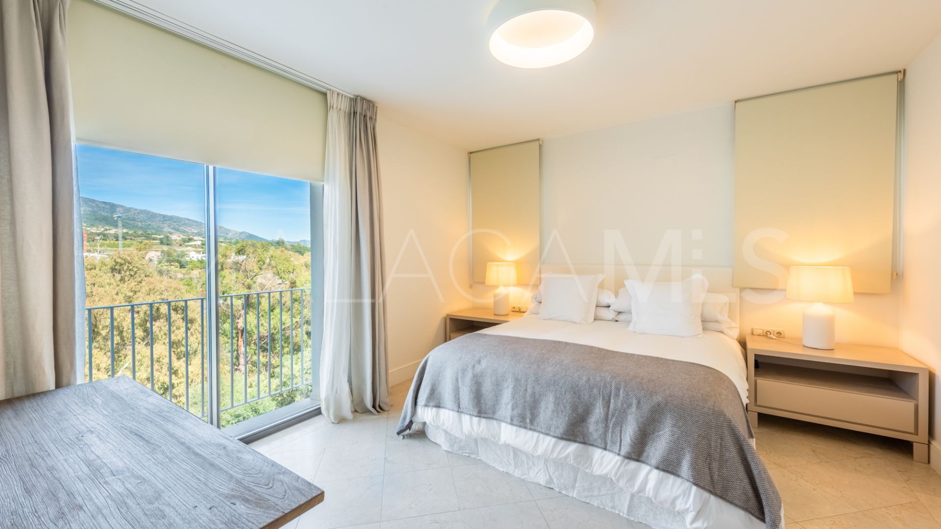 Se vende villa in Las Lomas del Marbella Club with 6 bedrooms