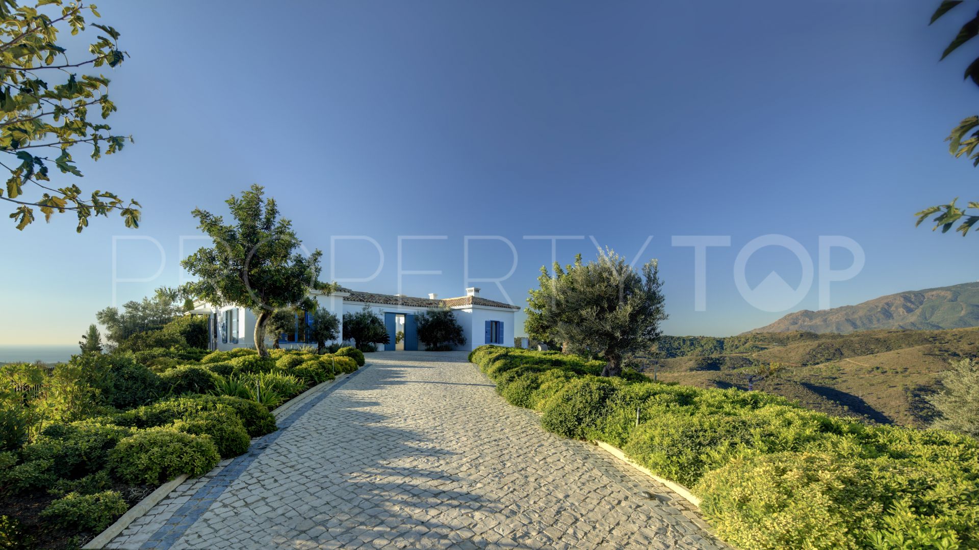 Villa for sale in Monte Mayor with 5 bedrooms