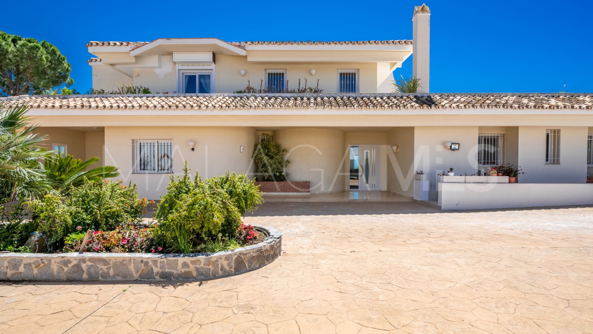 Villa for sale in Paraiso Alto