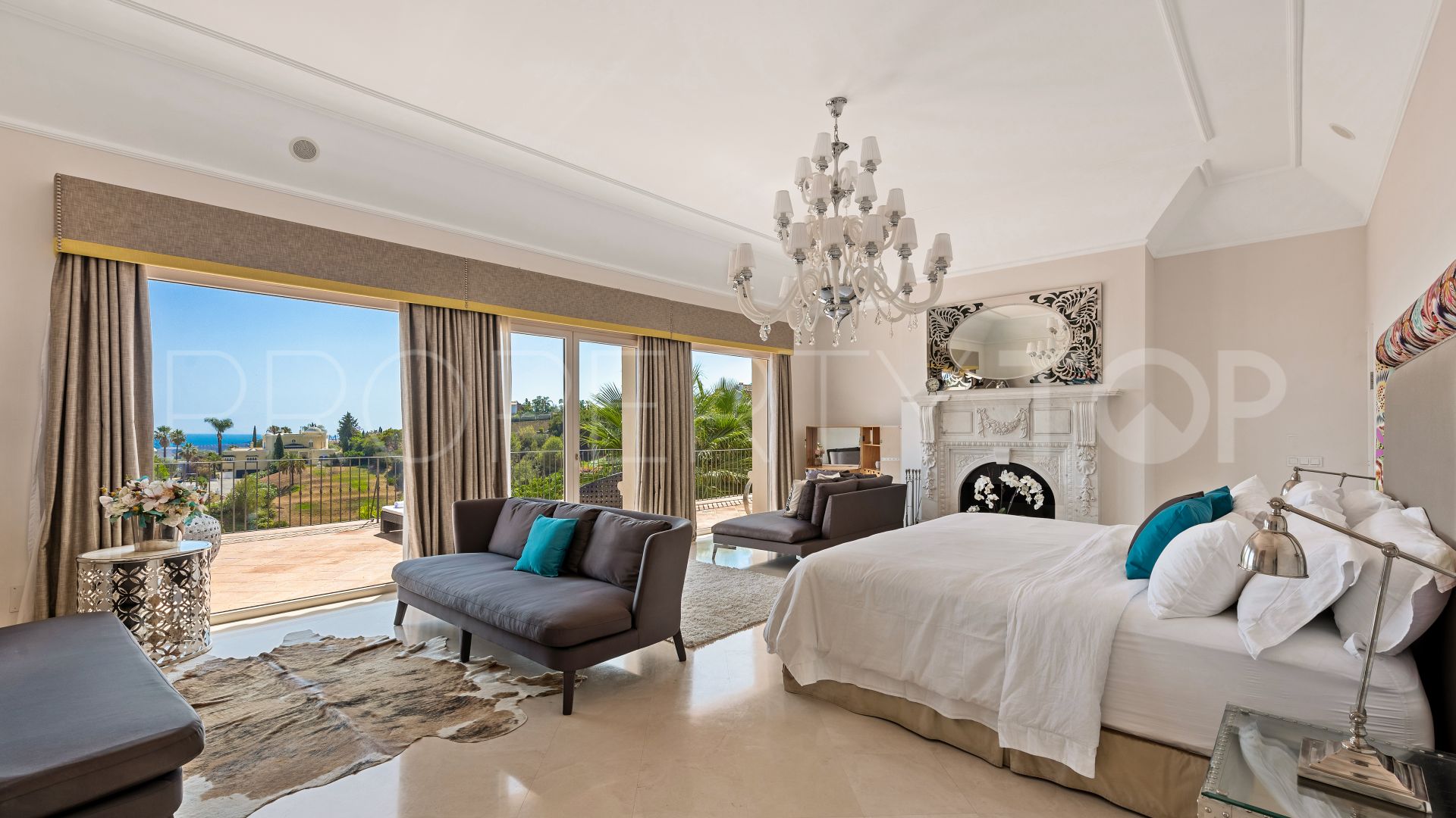 Se vende villa con 7 dormitorios en Marbella Hill Club