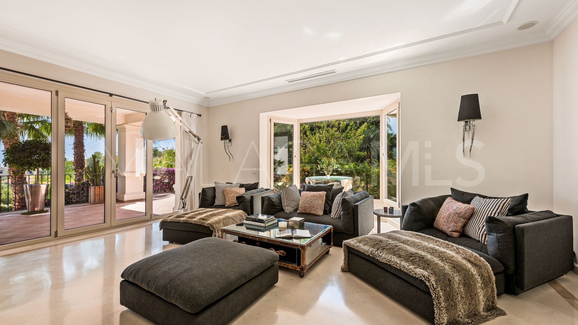 Se vende villa with 7 bedrooms in Marbella Hill Club