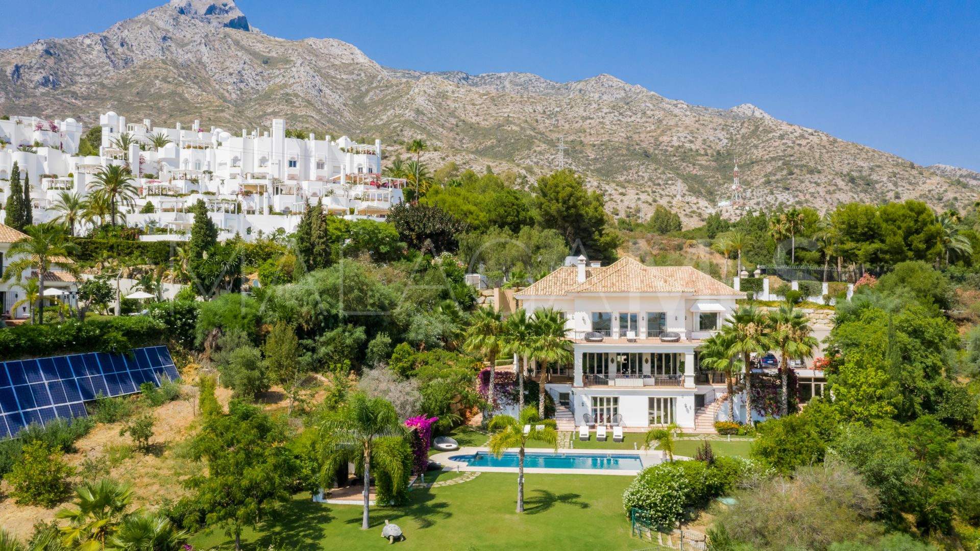 Se vende villa with 7 bedrooms in Marbella Hill Club