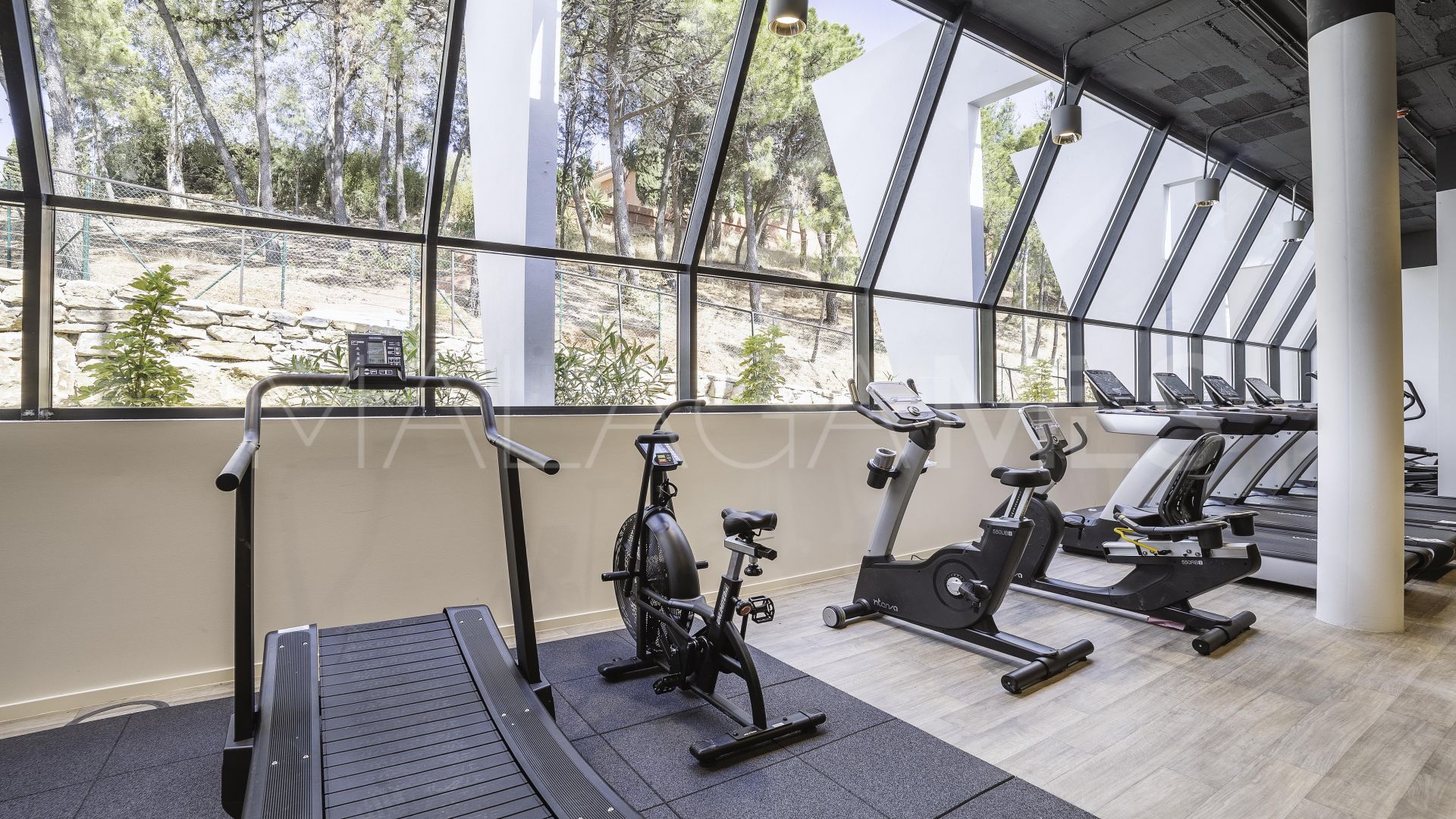 Markplanslägenhet for sale in Estepona