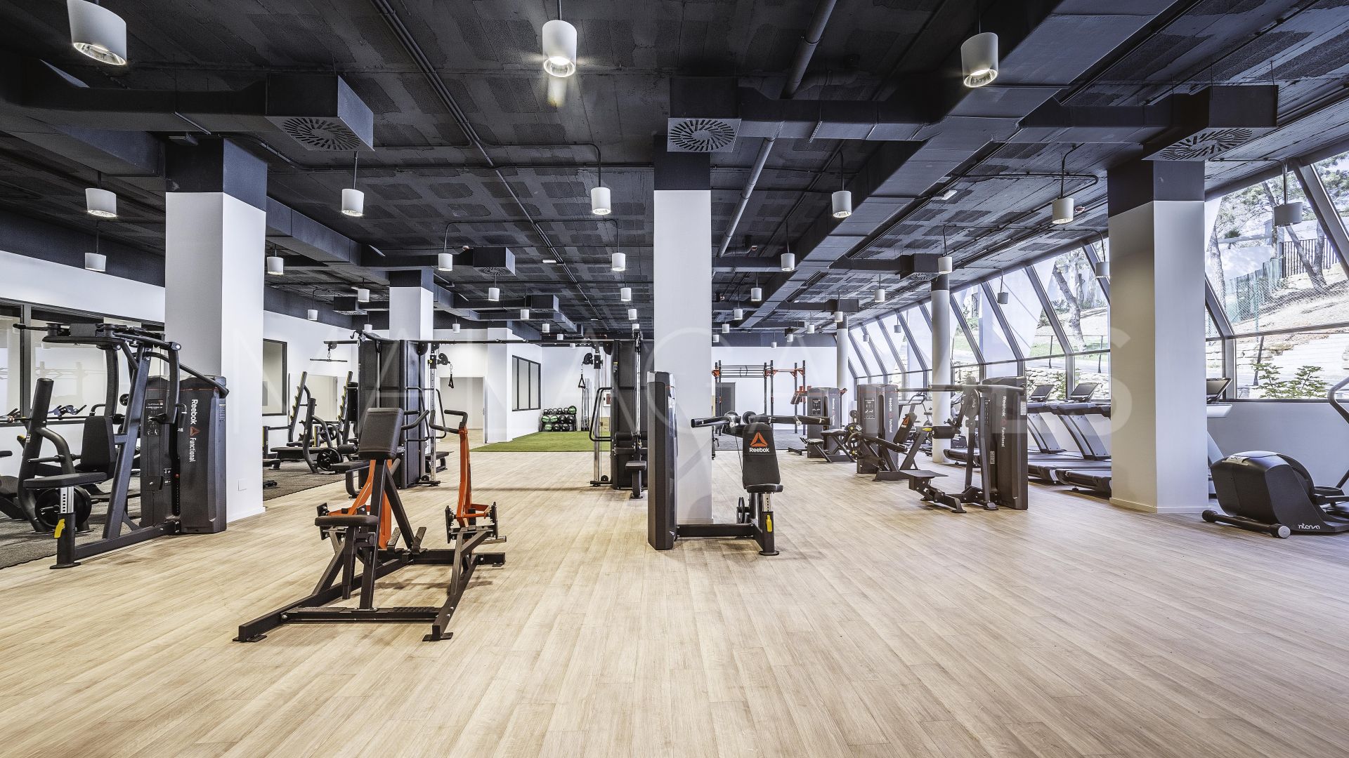 Markplanslägenhet for sale in Estepona