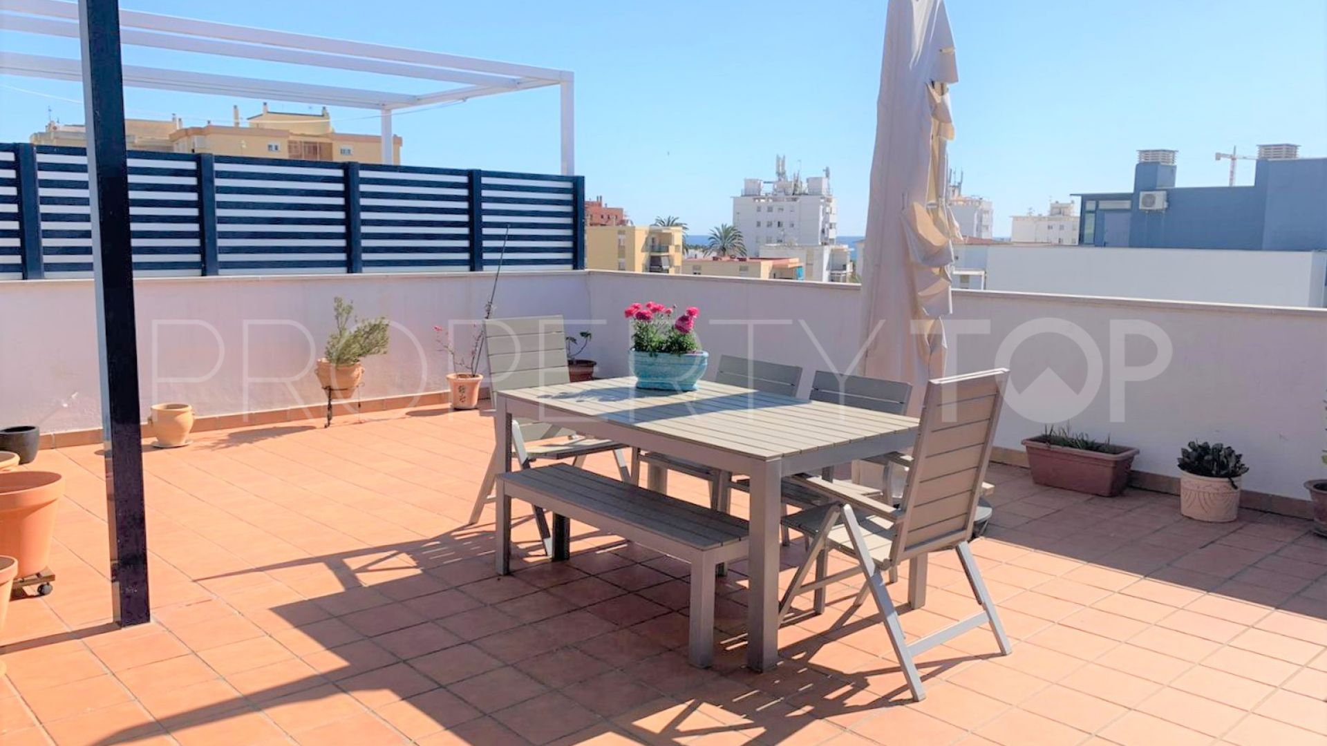 3 bedrooms penthouse for sale in Estepona Puerto