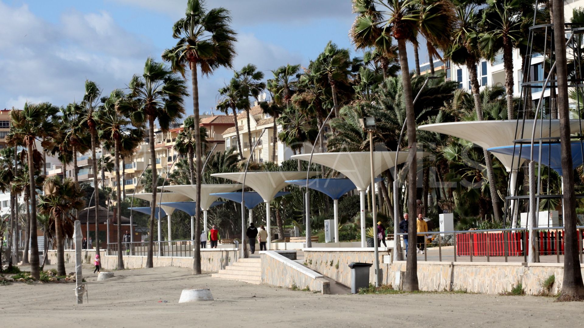 For sale apartment in Estepona Town with 2 bedrooms