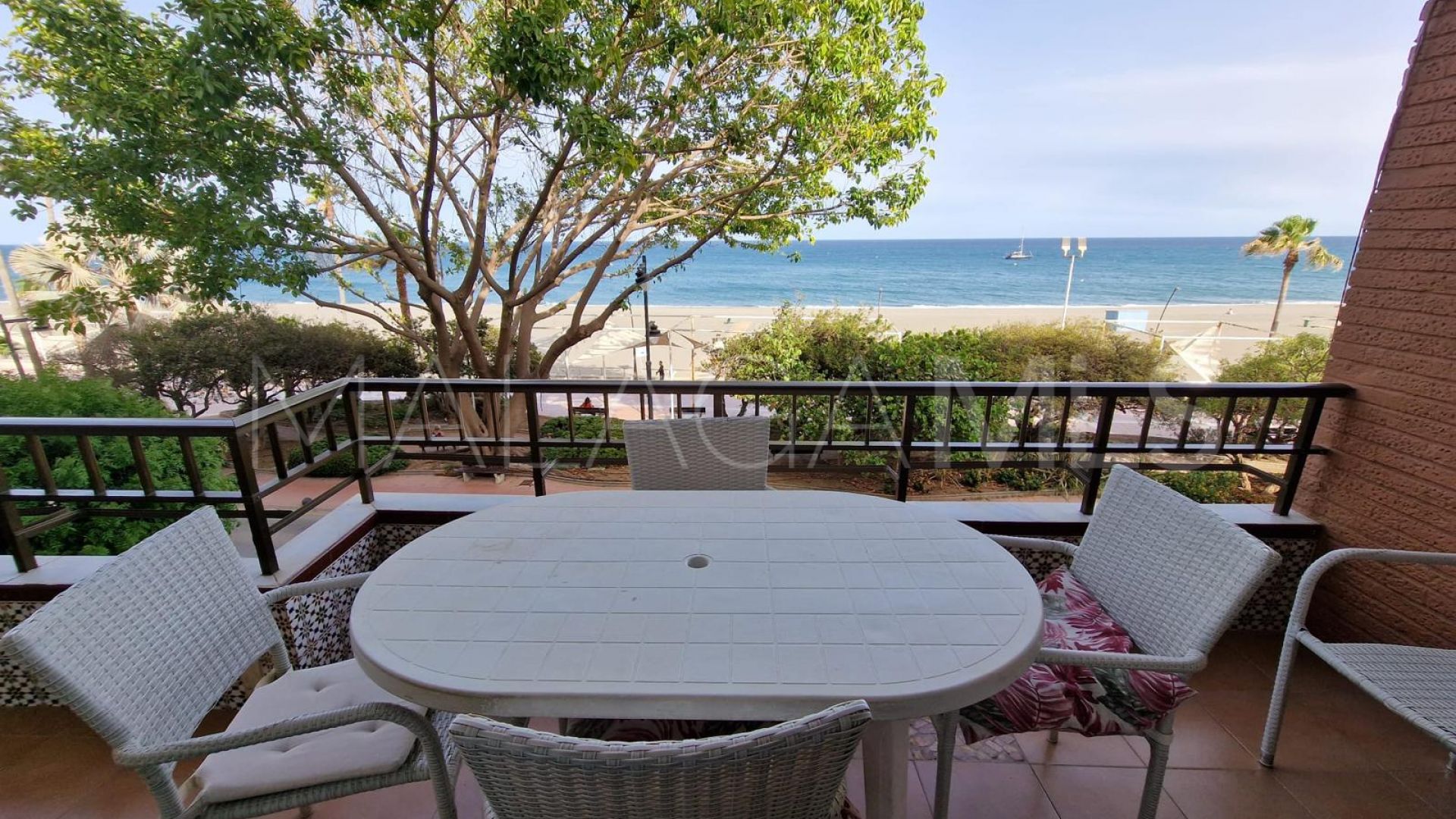 For sale apartment in Estepona Town with 2 bedrooms