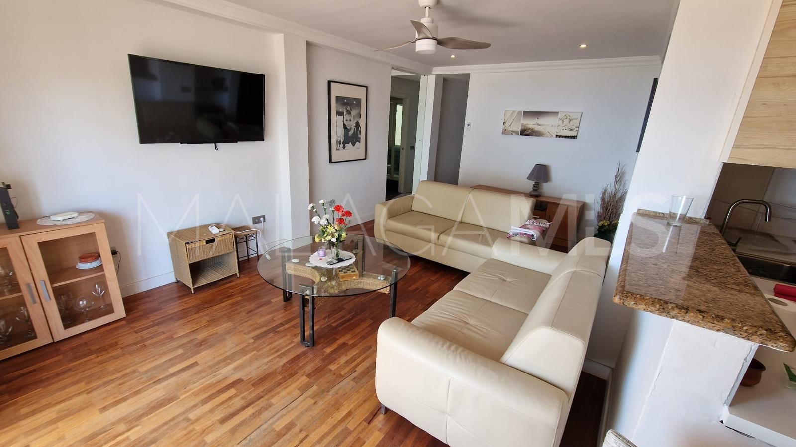 For sale apartment in Estepona Town with 2 bedrooms