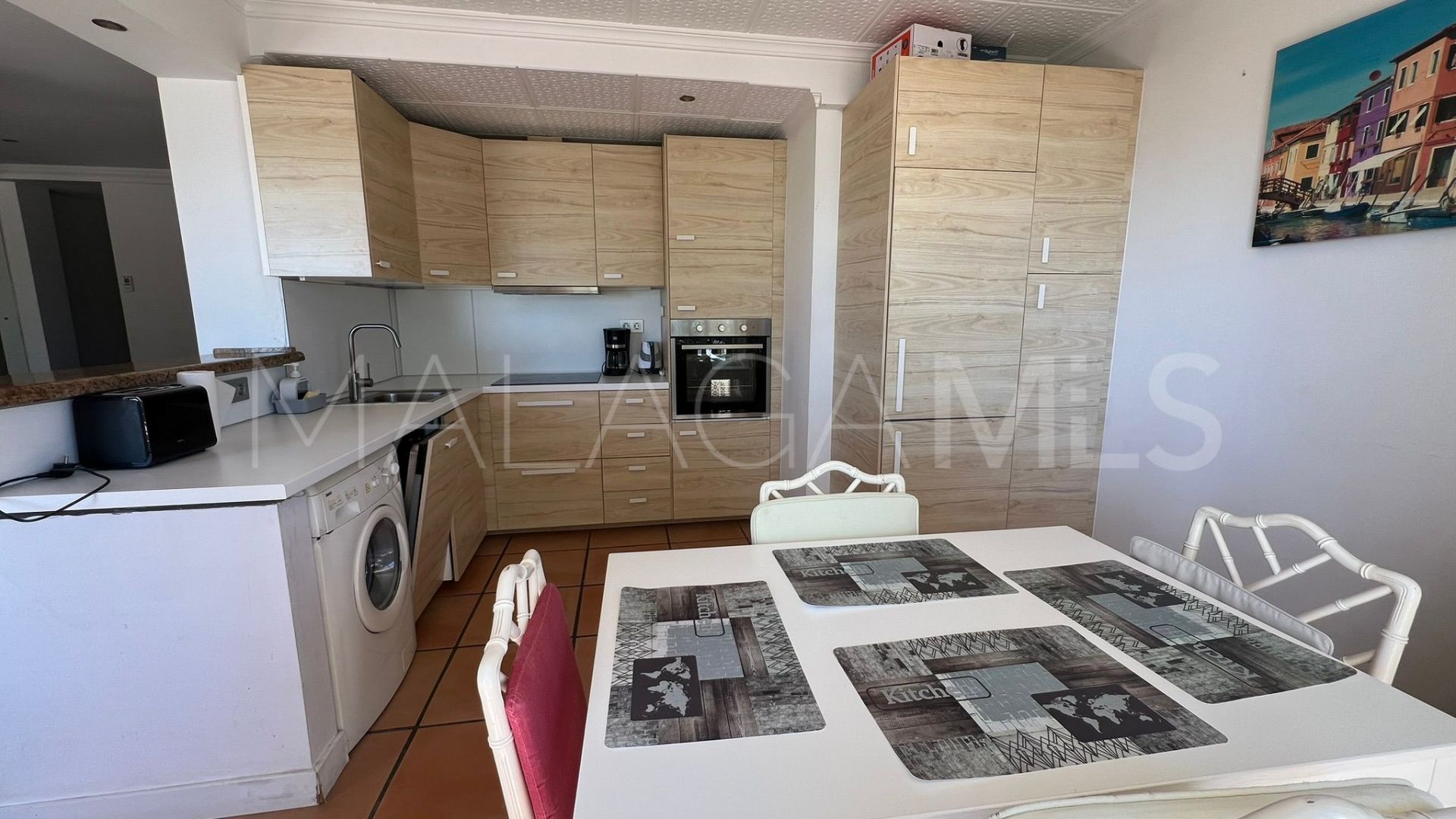 For sale apartment in Estepona Town with 2 bedrooms