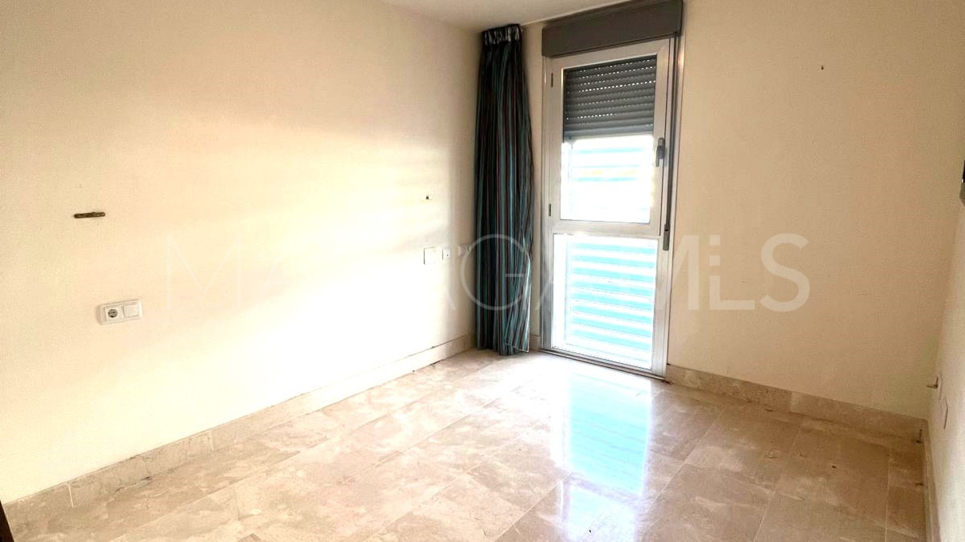 Ground floor apartment for sale in Manilva