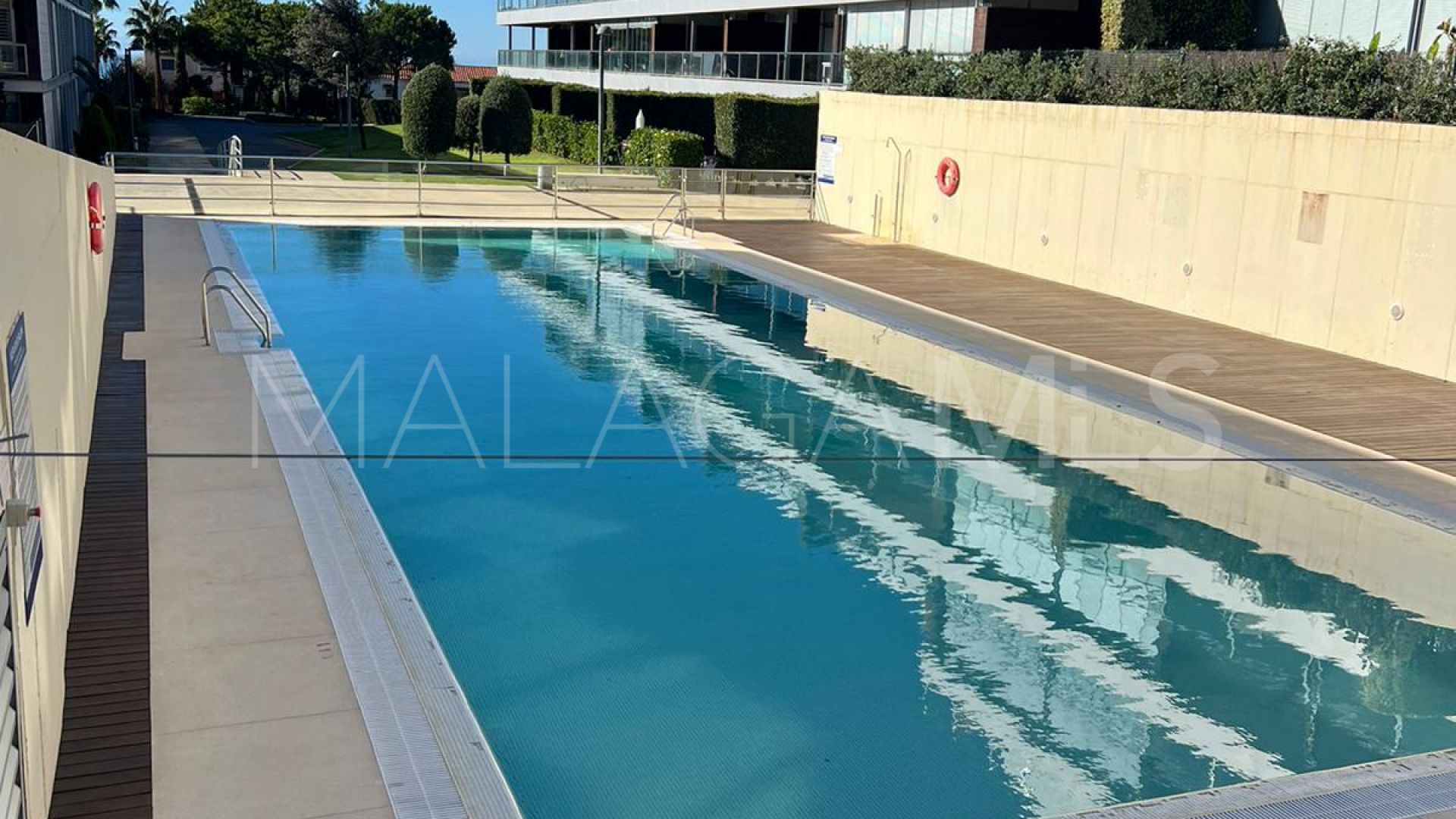 Ground floor apartment for sale in Manilva