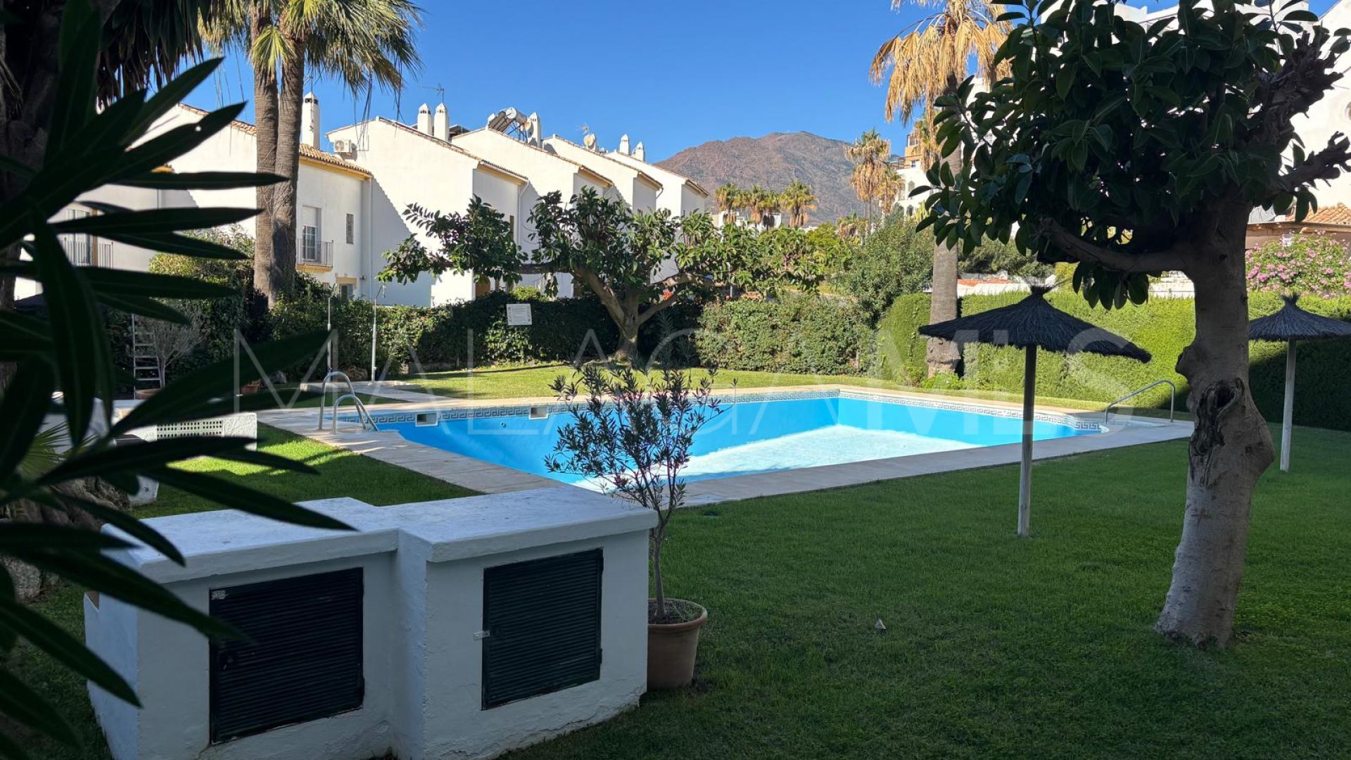 Ground floor duplex for sale in Seghers