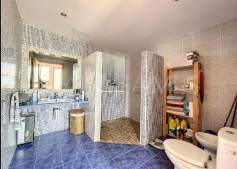 Landhaus for sale in El Padron