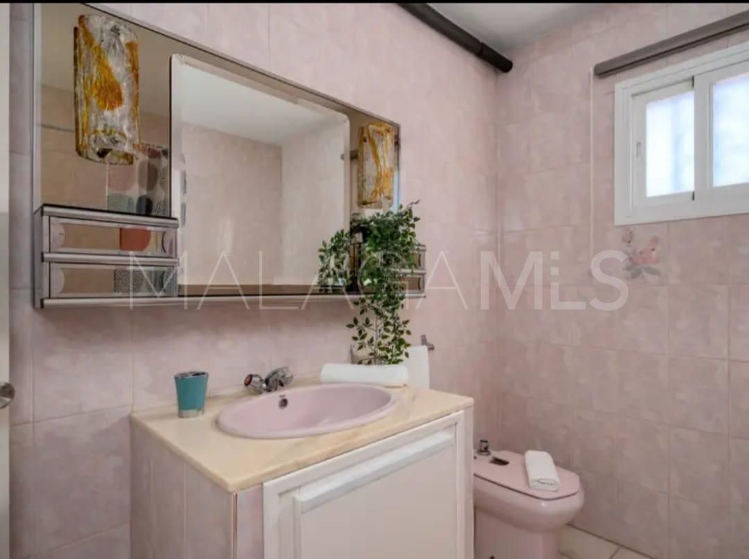 Landhaus for sale in El Padron