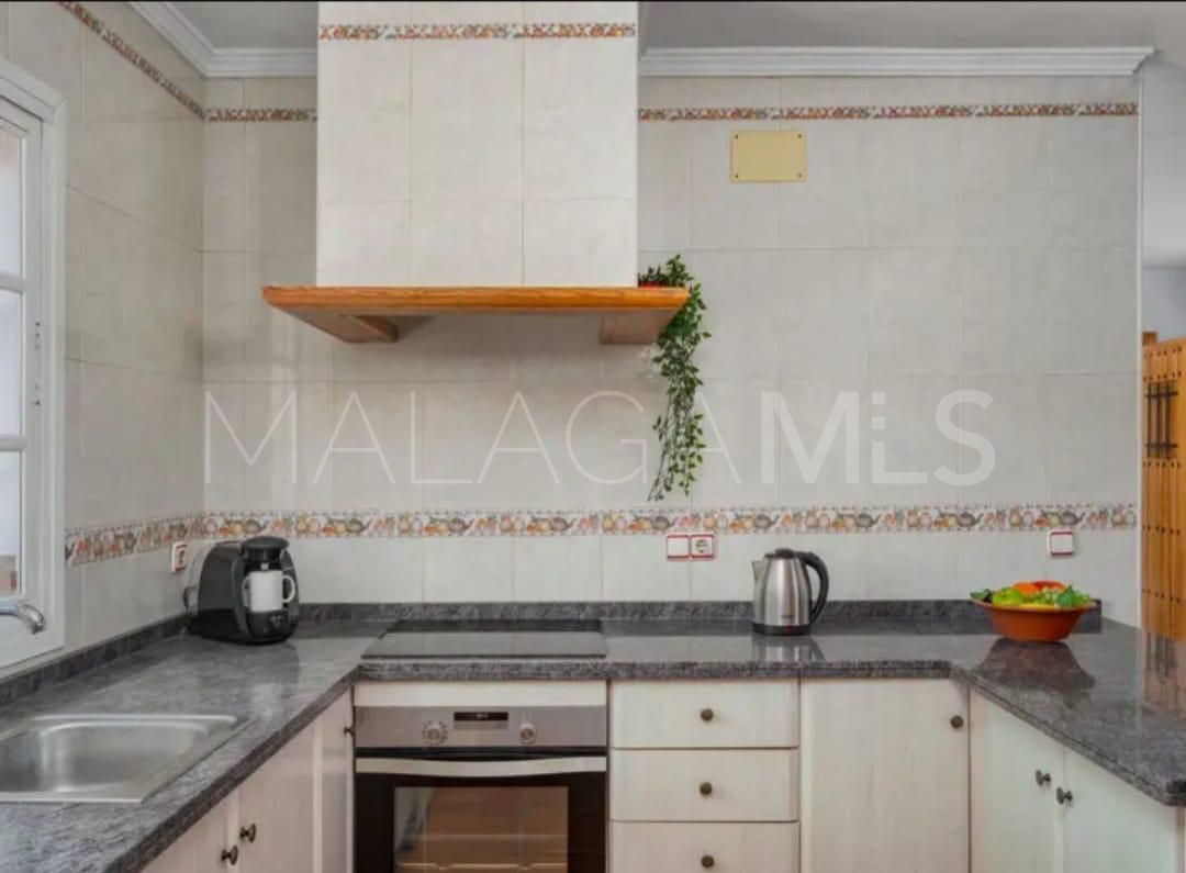 Landhaus for sale in El Padron
