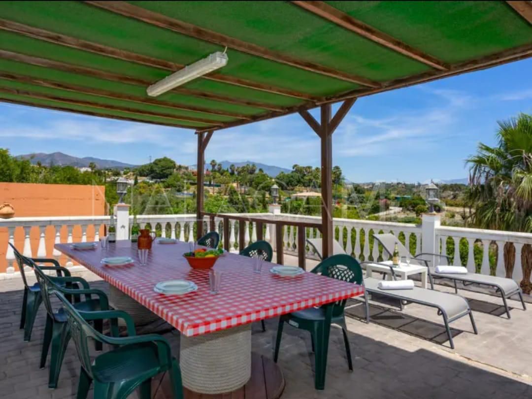 Landhaus for sale in El Padron