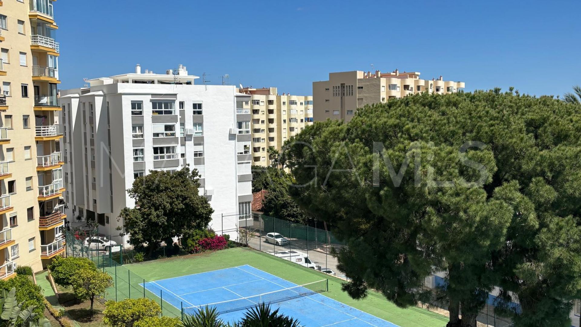 Appartement for sale in Estepona Puerto