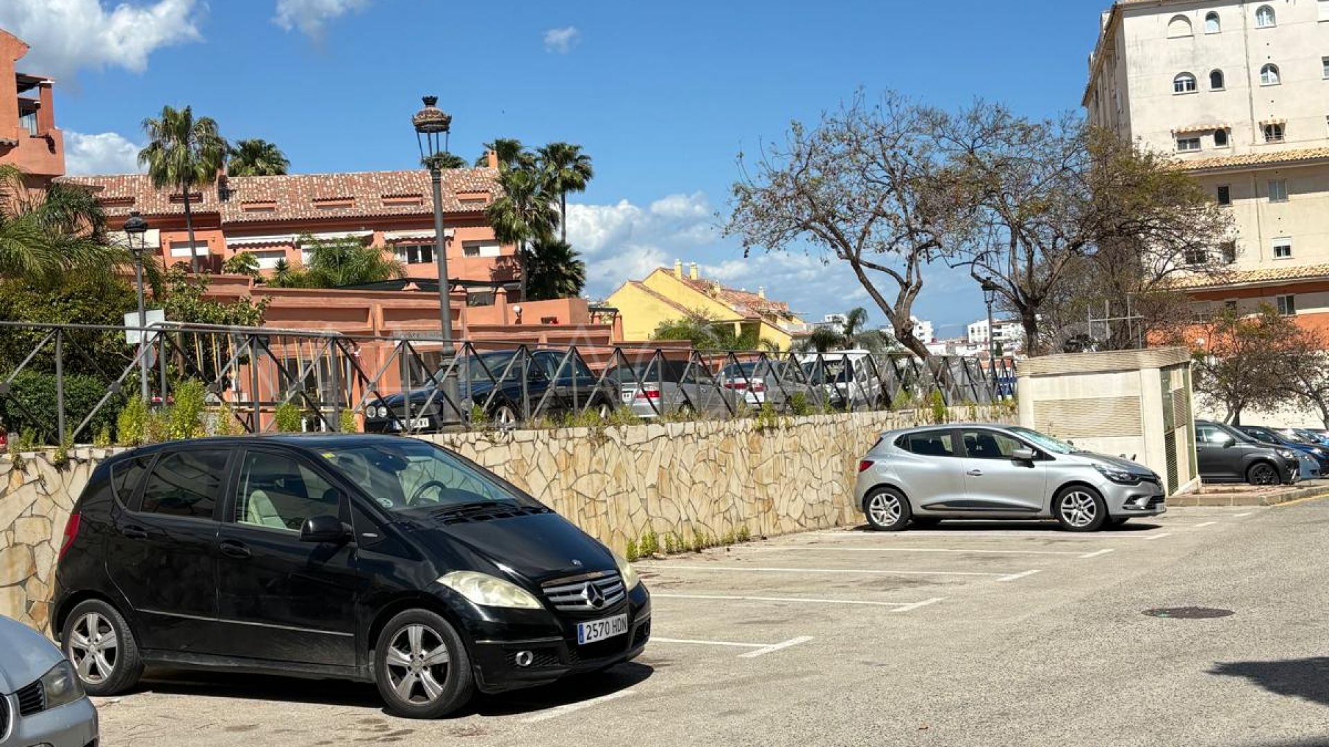 Appartement for sale in Estepona Puerto
