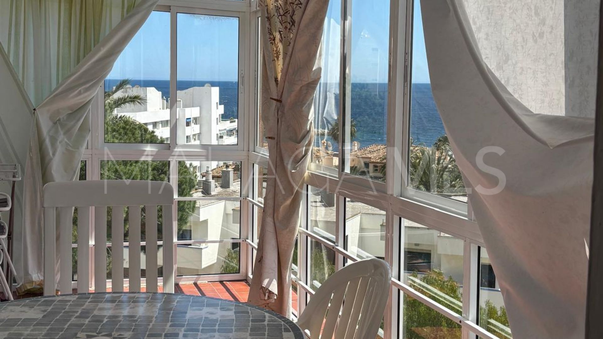 Appartement for sale in Estepona Puerto