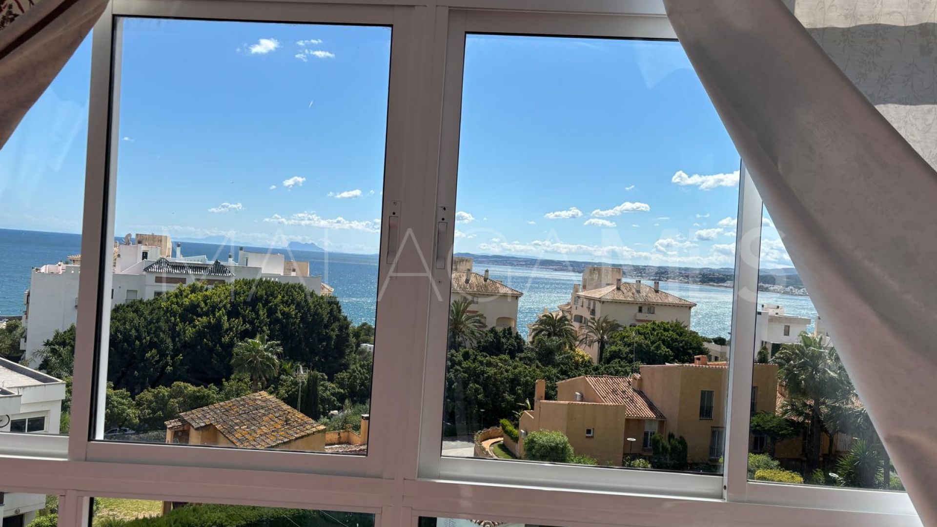 Appartement for sale in Estepona Puerto