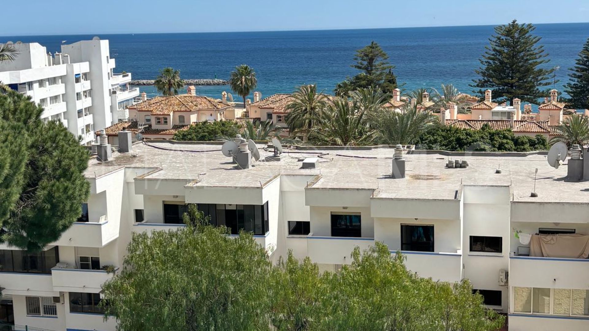Appartement for sale in Estepona Puerto