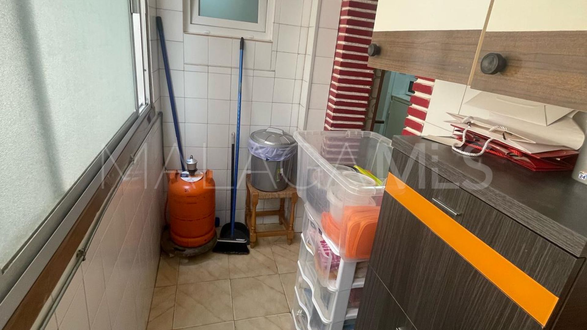 Flat for sale in Estepona Puerto