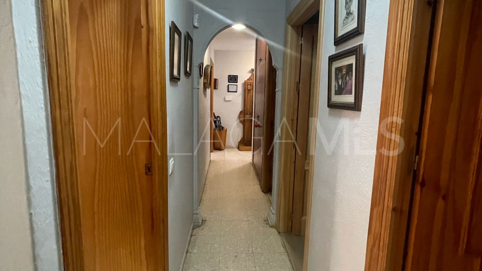 Flat for sale in Estepona Puerto