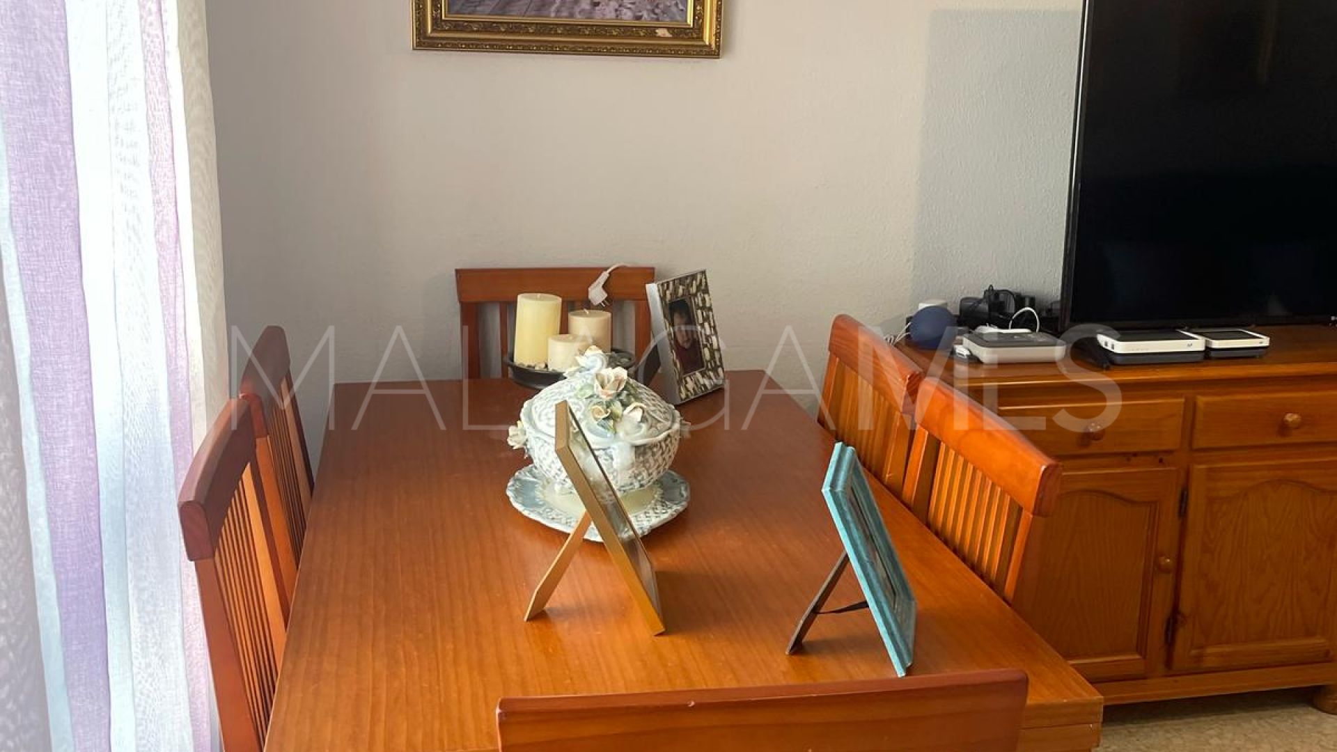 Flat for sale in Estepona Puerto