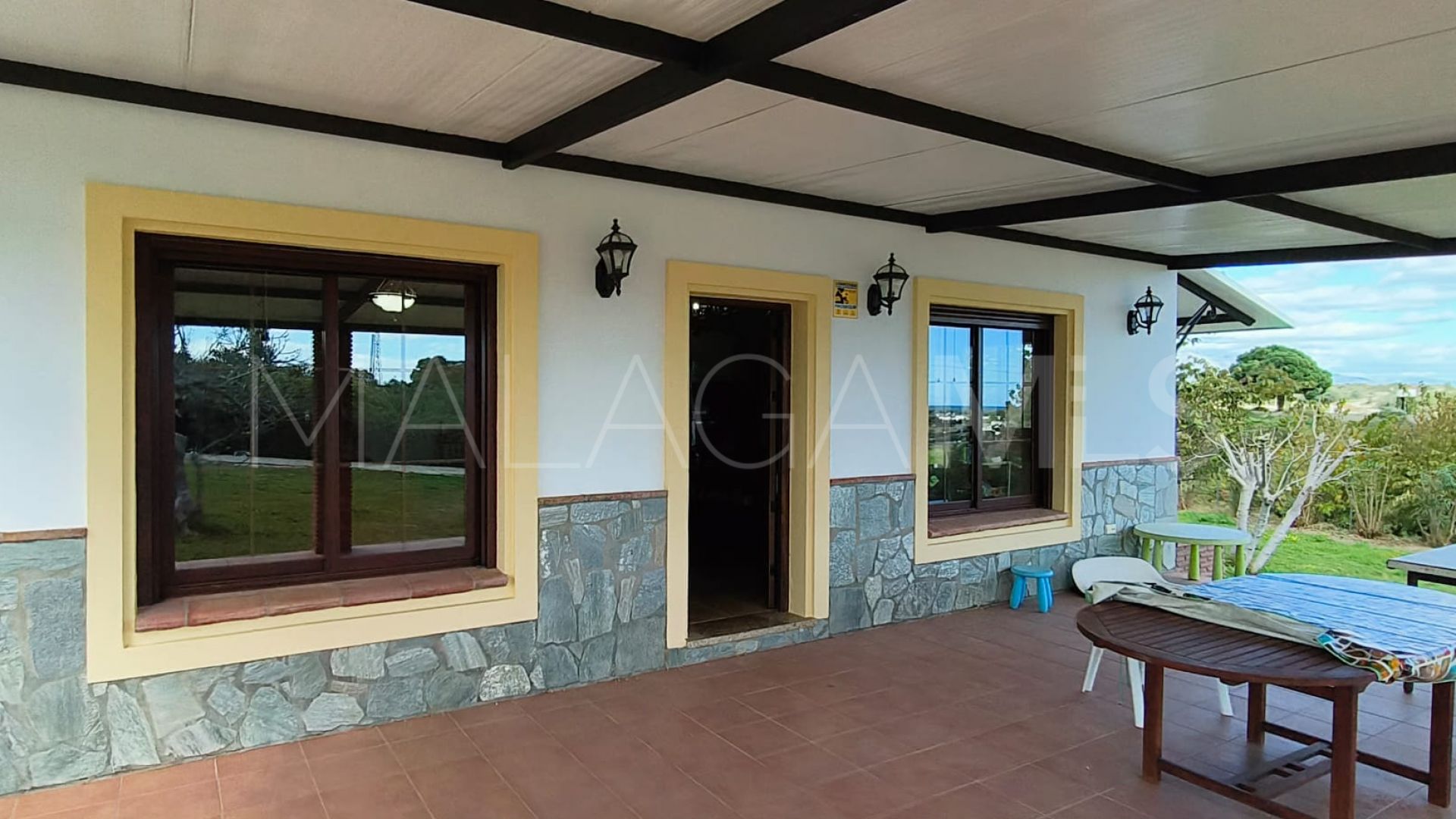 Landhaus for sale in La Alberdina
