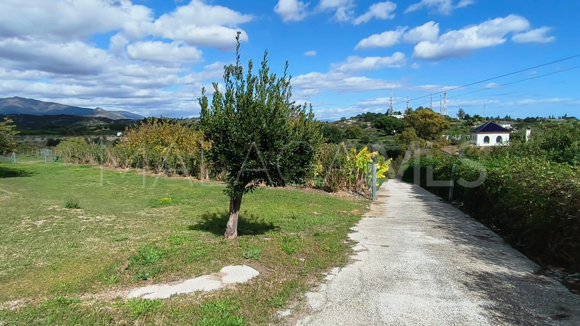 Landhaus for sale in La Alberdina