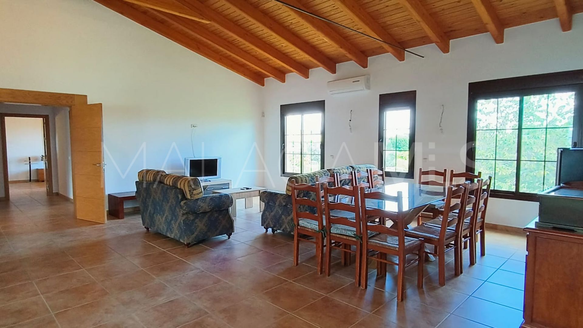Landhaus for sale in La Alberdina