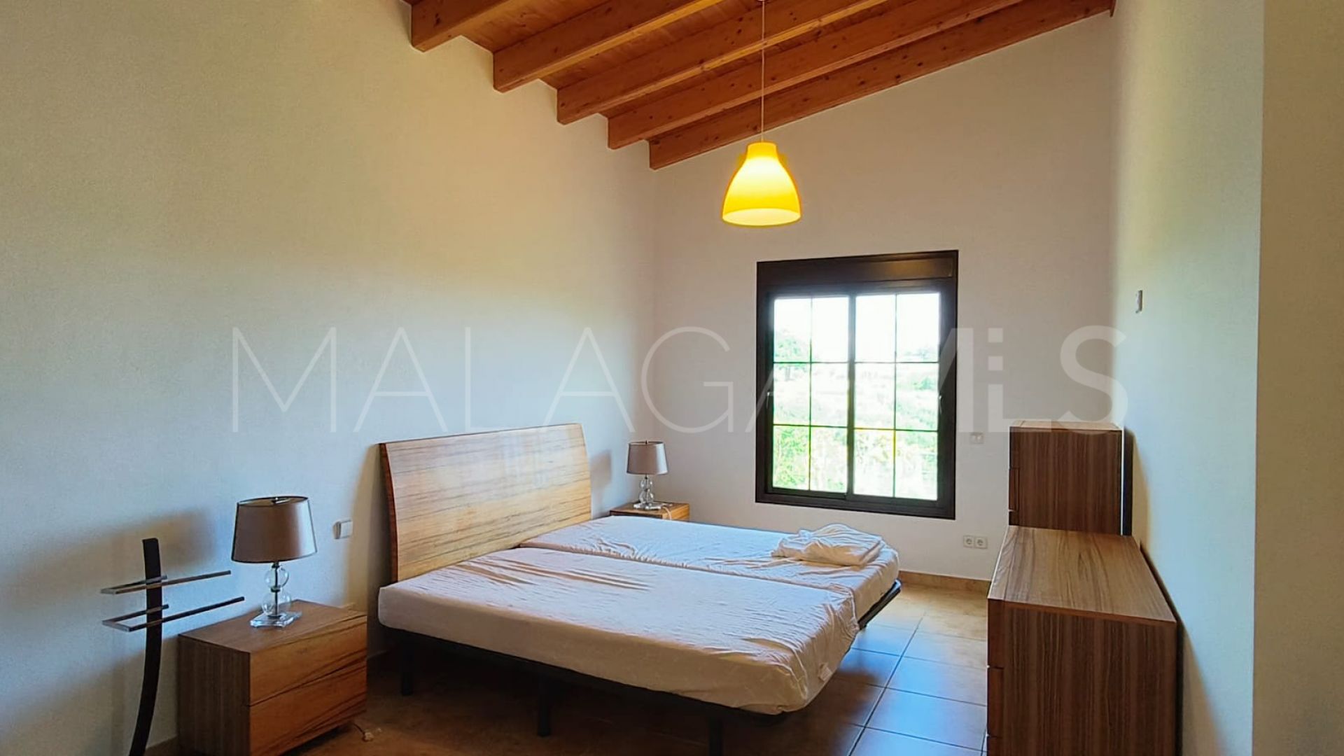 Landhaus for sale in La Alberdina