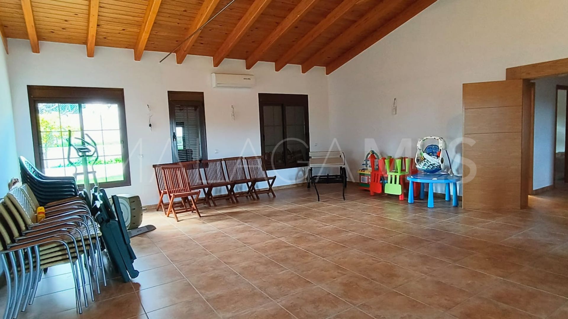 Landhaus for sale in La Alberdina