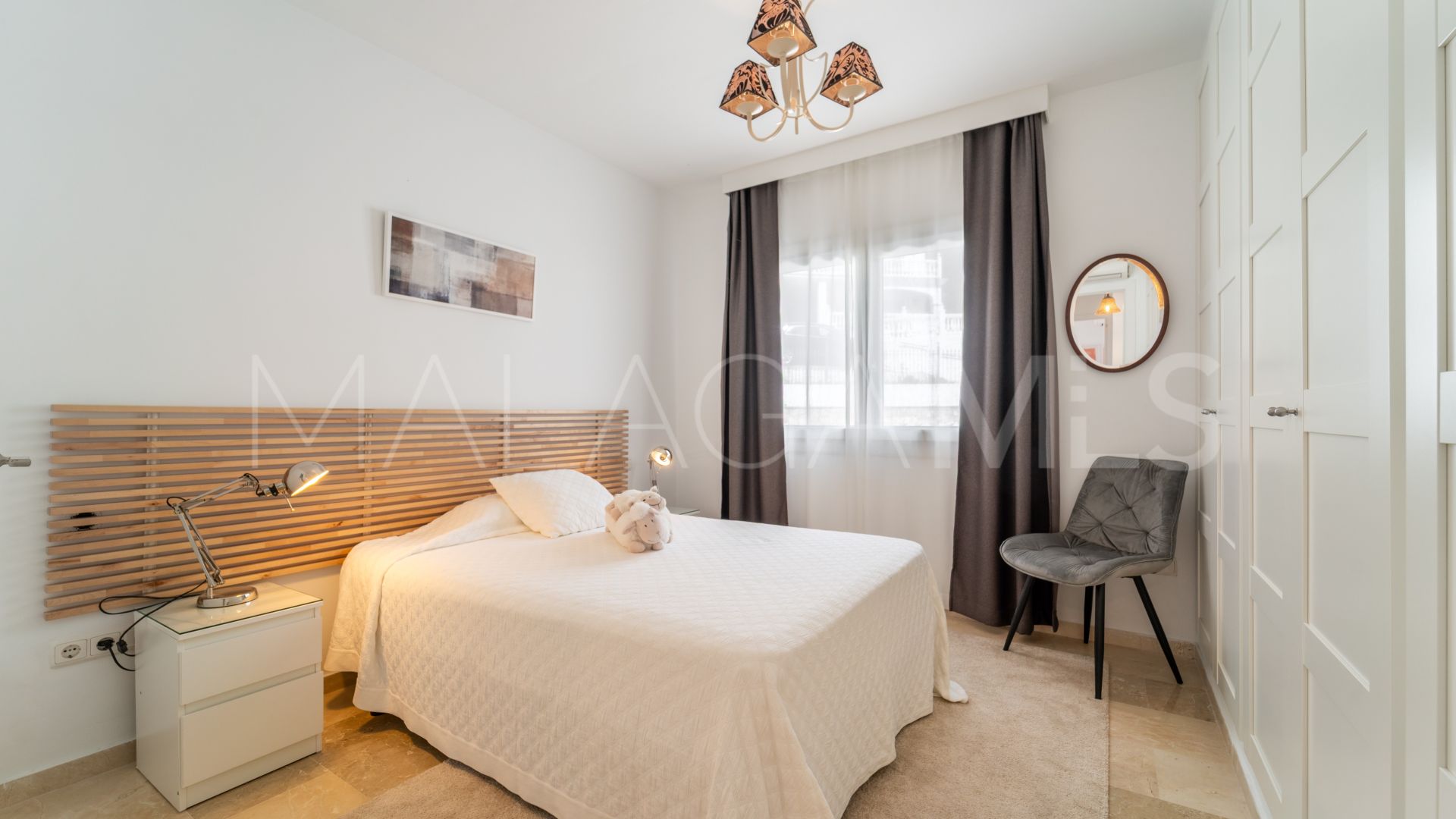 Villa for sale in Cerros del Aguila
