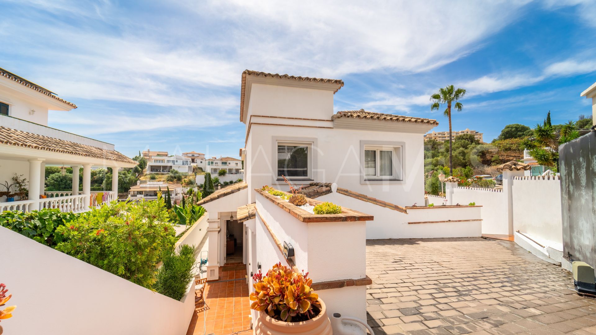 Villa for sale in Cerros del Aguila