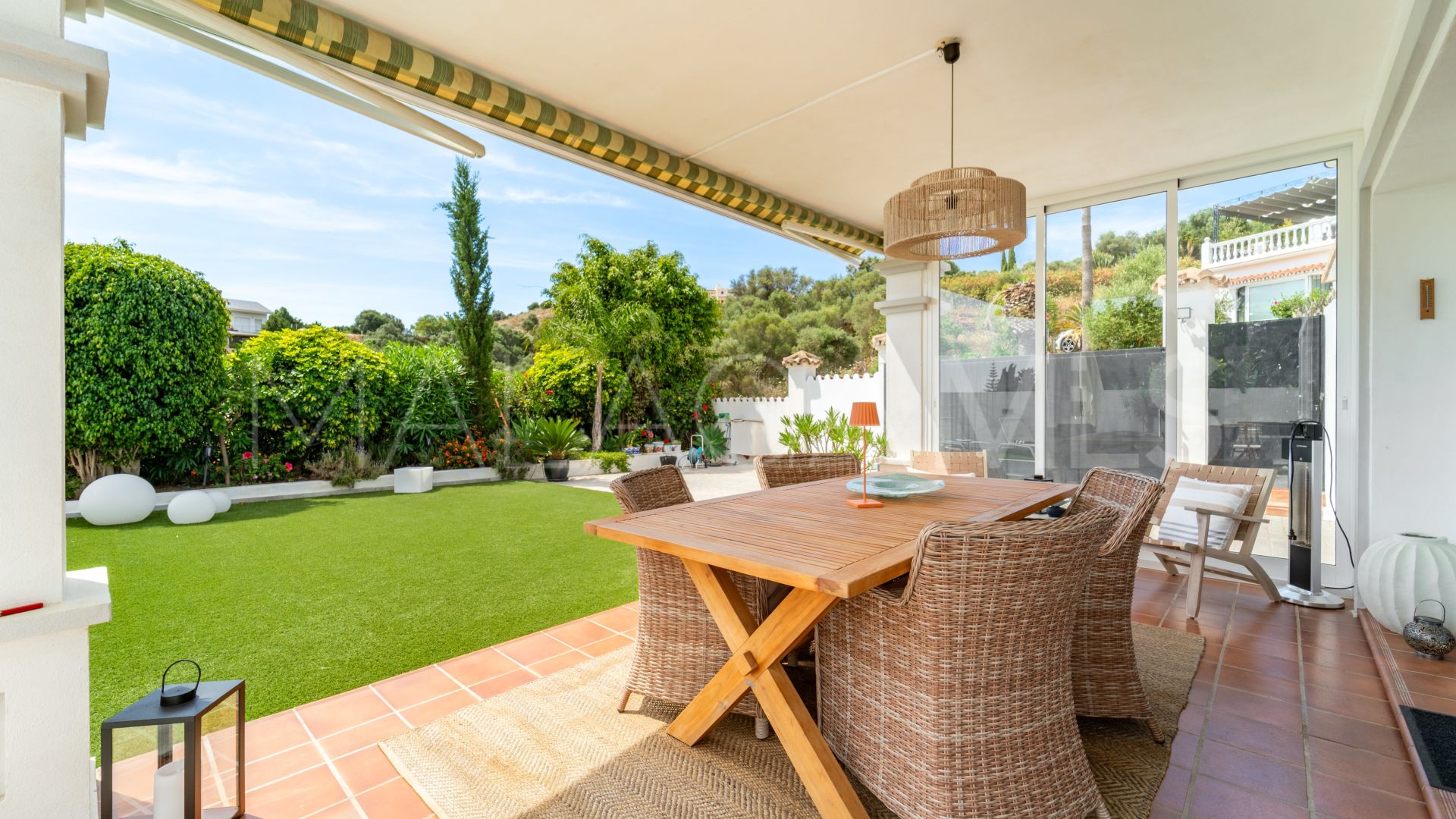Villa for sale in Cerros del Aguila
