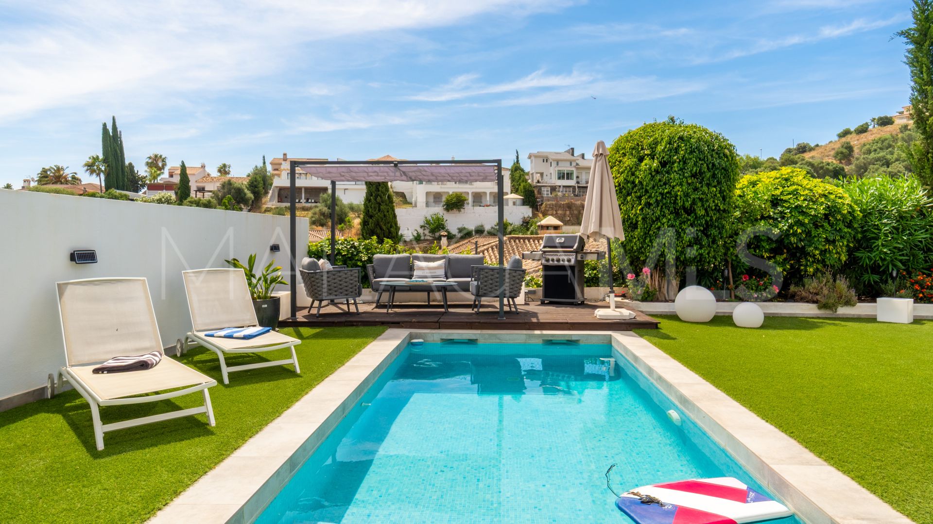 Villa for sale in Cerros del Aguila