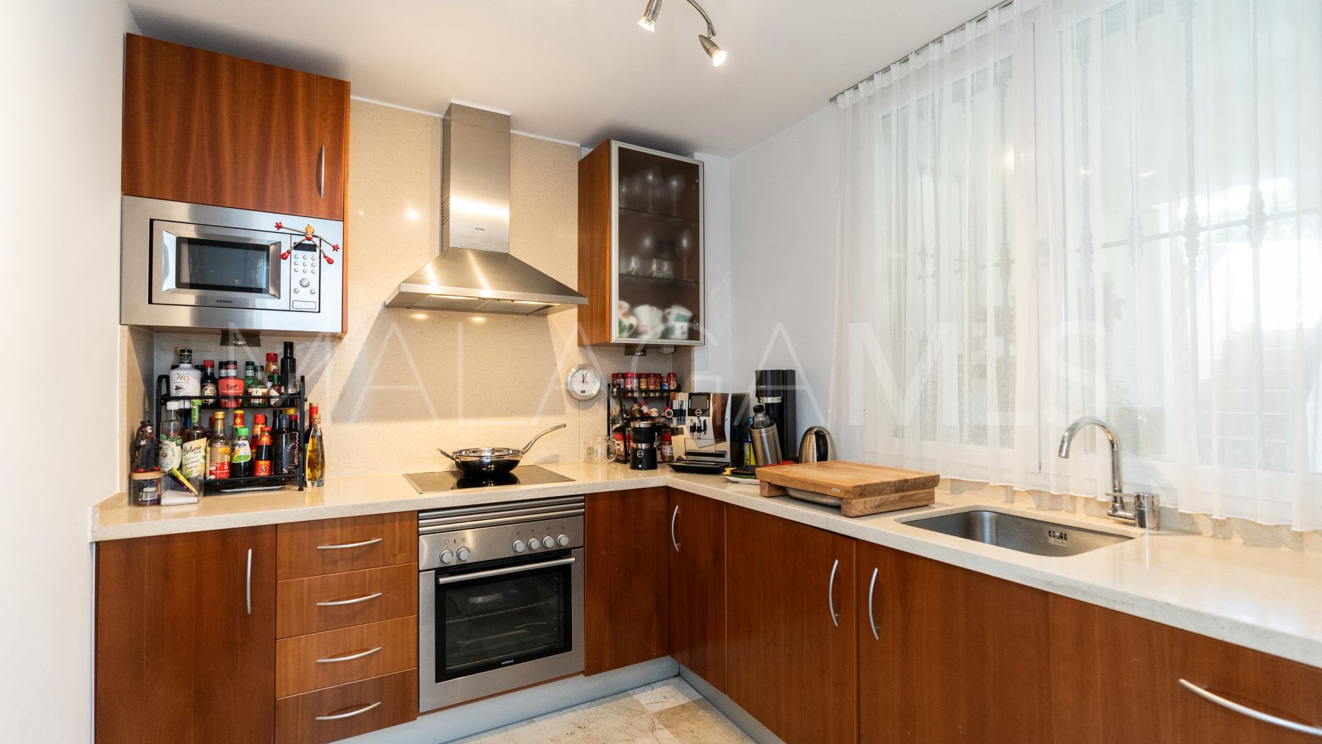 Se vende apartamento de 3 bedrooms in Benahavis