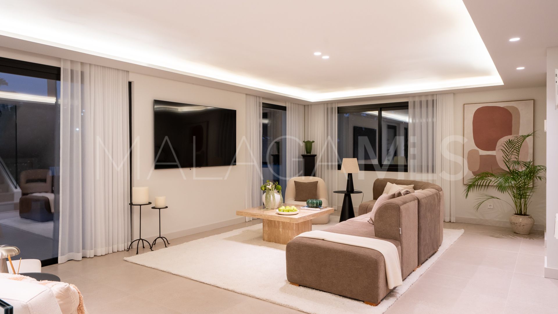 Villa for sale in Los Naranjos Hill Club