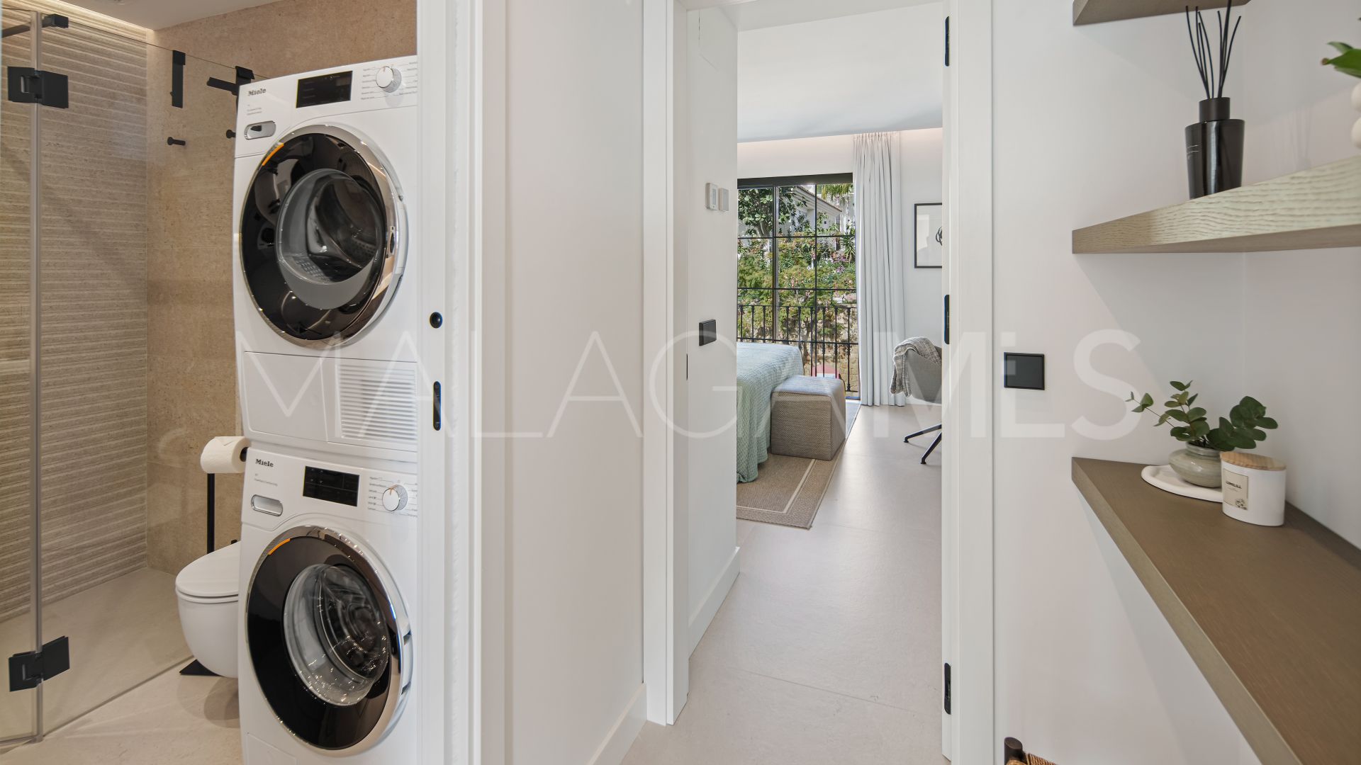 Duplex penthouse for sale in Monte Halcones