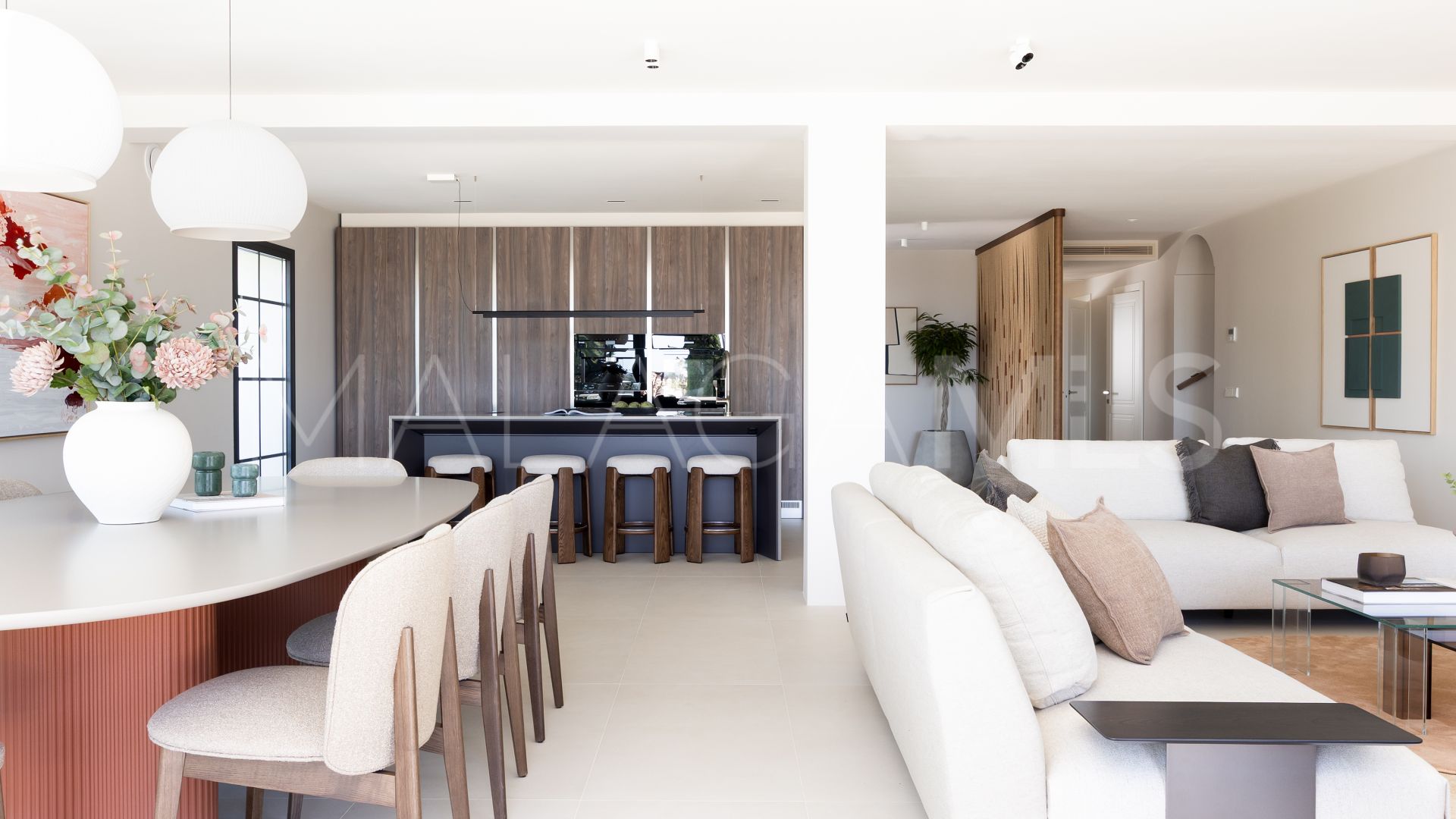 4 bedrooms villa for sale in Altos del Paraiso