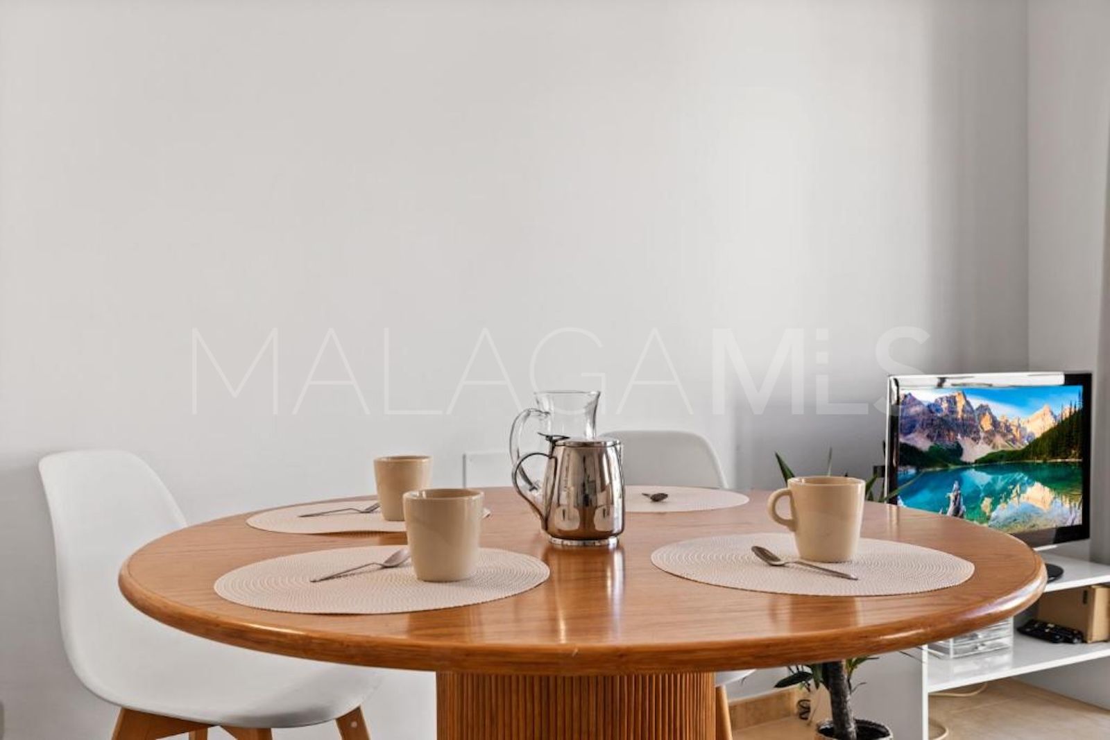 Villa for sale in Nueva Andalucia