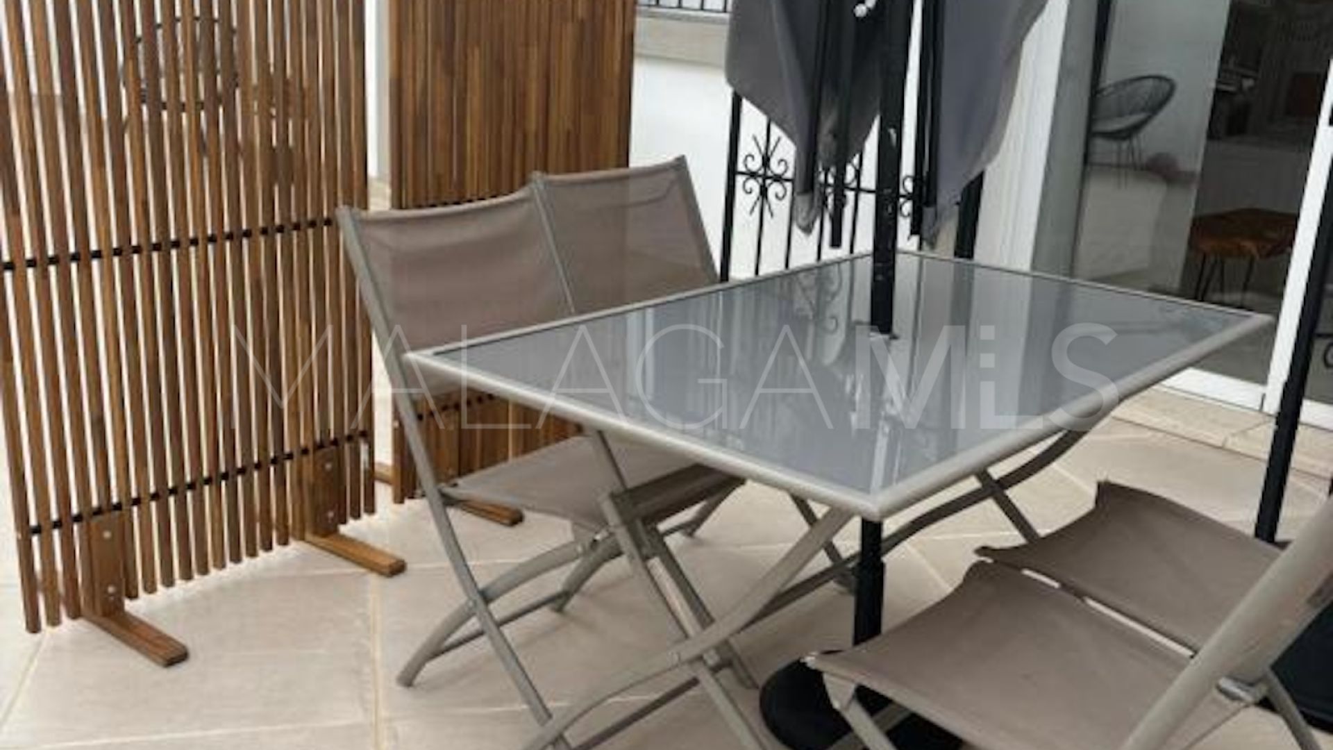 Villa for sale in Nueva Andalucia