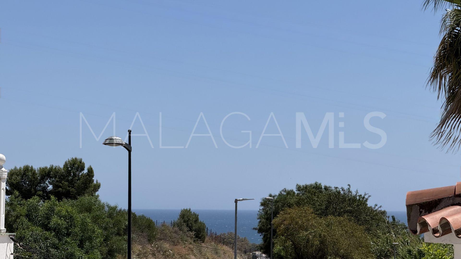 Villa for sale in Nueva Andalucia