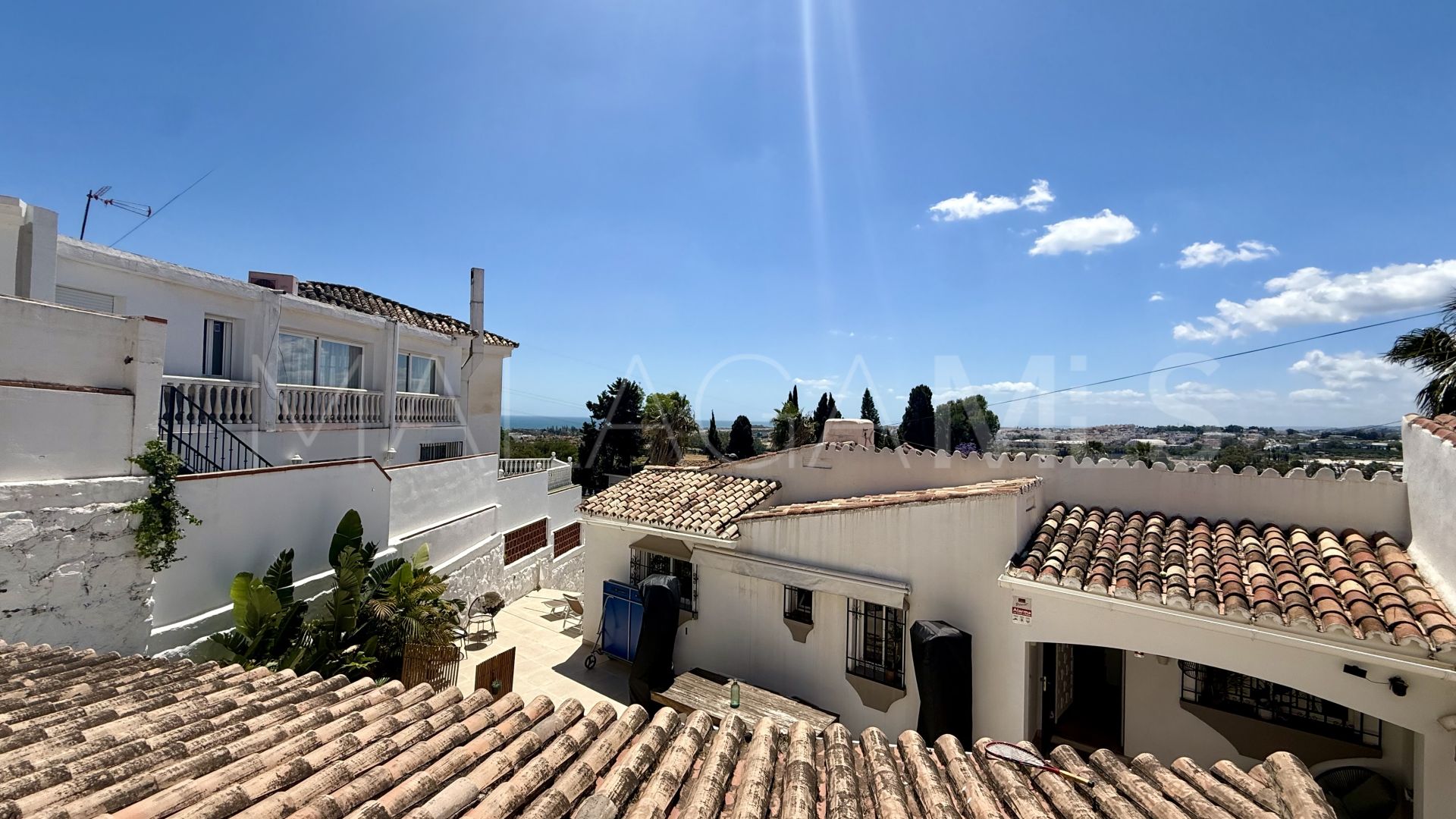 Villa for sale in Nueva Andalucia