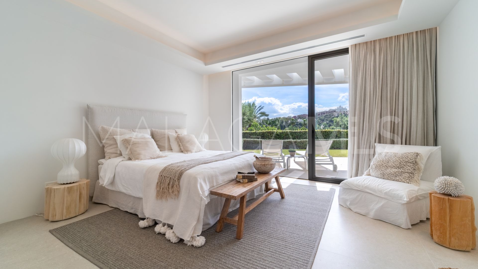 Villa for sale in El Herrojo